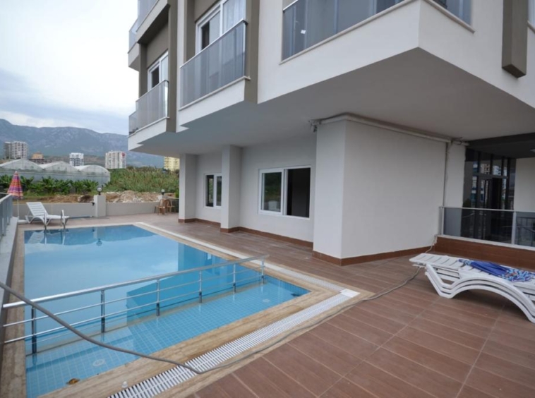 Apartment Near the Sea with Amenities