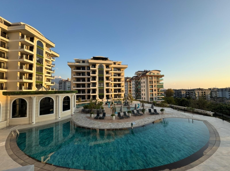 3 bedroom apartment for sale