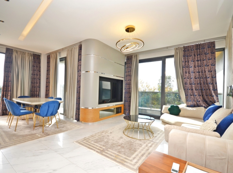 Beachfront Apartment in Kargicak