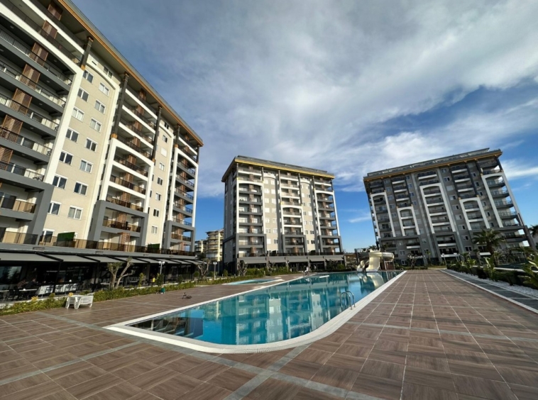 Emerald Paradise Residence apartment