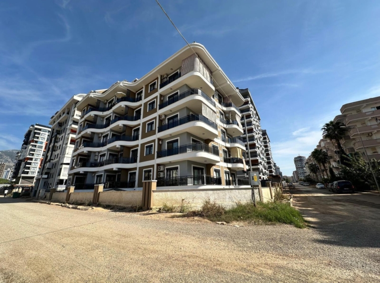 Apartment in Mahmutlar for sale