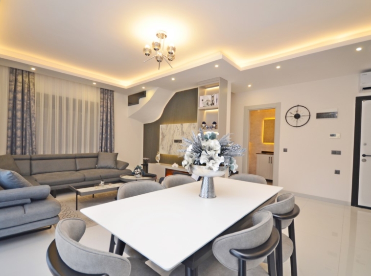 Duplex for sale in Alanya Oba