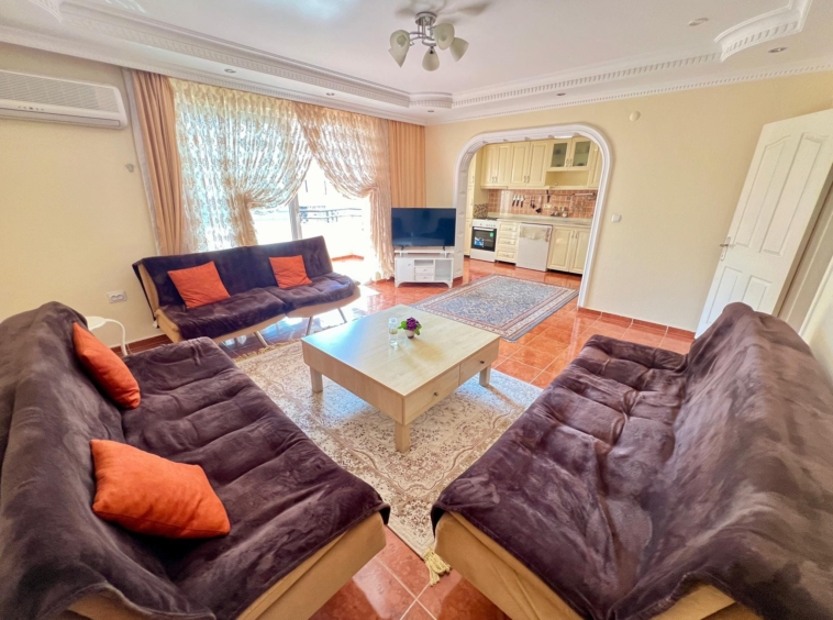 Sea view furnished apartment in Mahmutlar