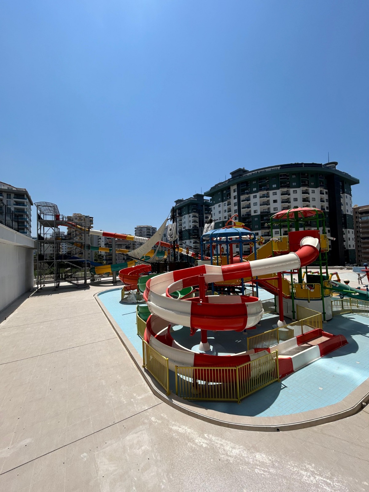 Mahmutlar luxury apartment sale