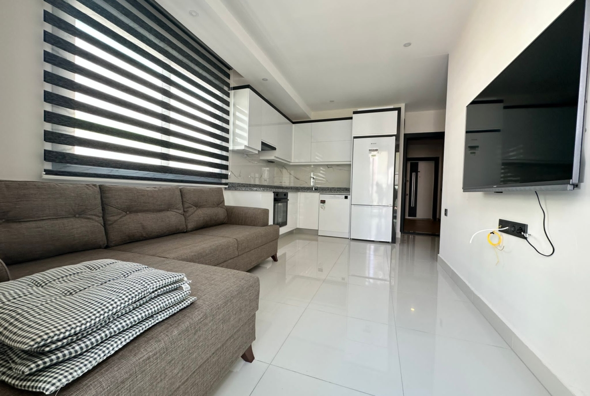 Mahmutlar furnished seafront apartment