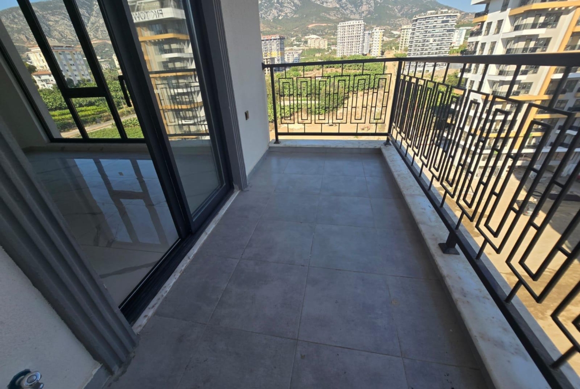 Mahmutlar unfurnished apartment sale