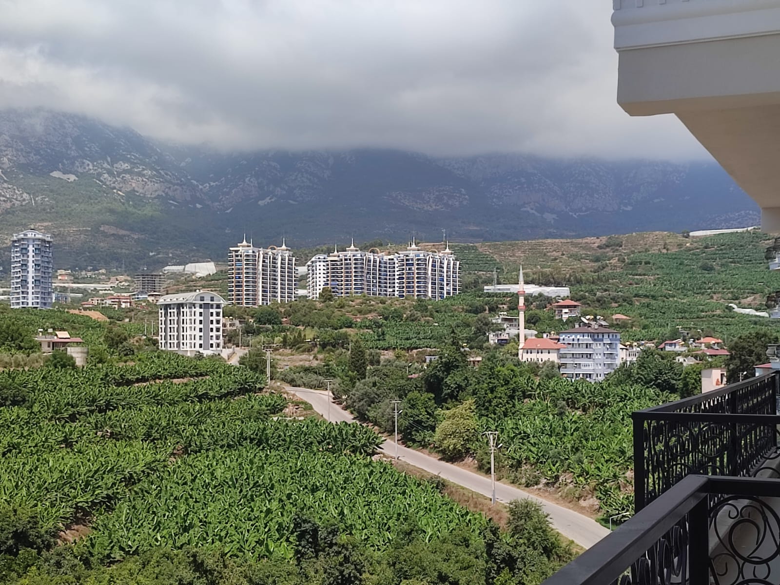 Mahmutlar urgent apartment sale