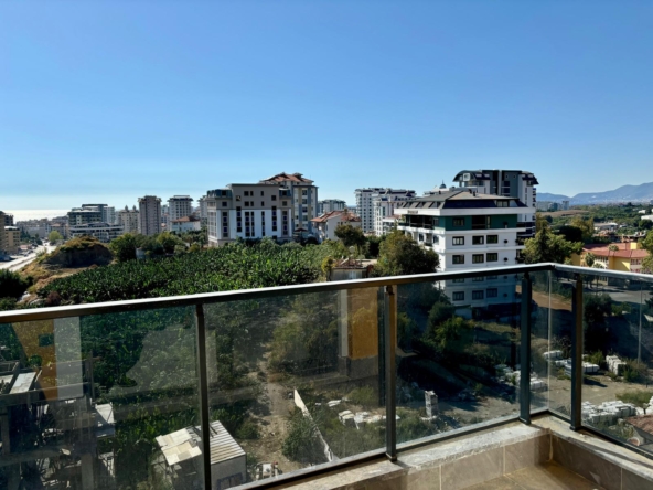Mahmutlar corner apartment sale