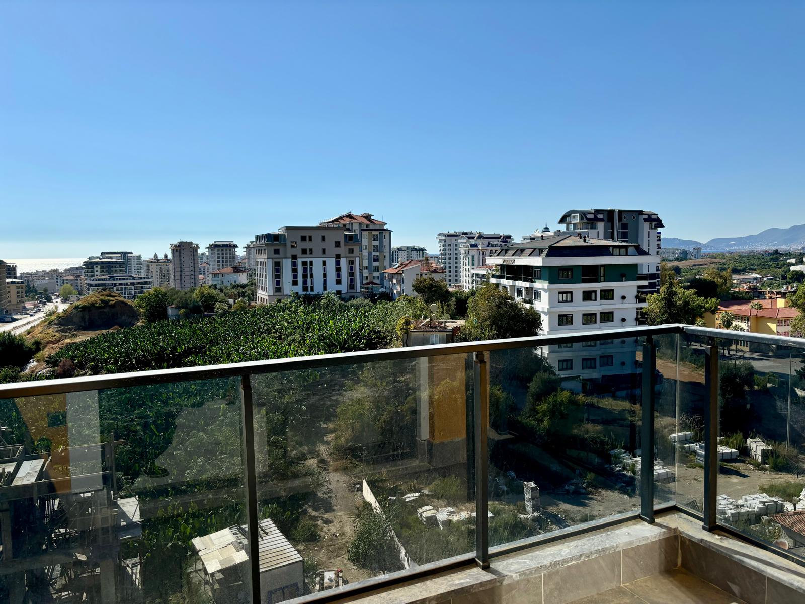 Mahmutlar corner apartment sale
