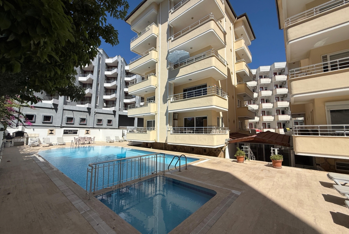 Oba furnished beachfront apartment