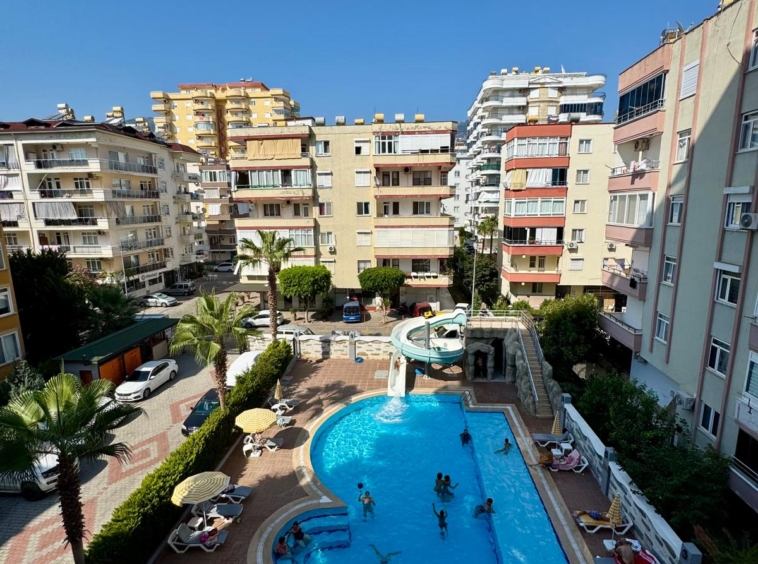 Mahmutlar furnished beachfront apartment