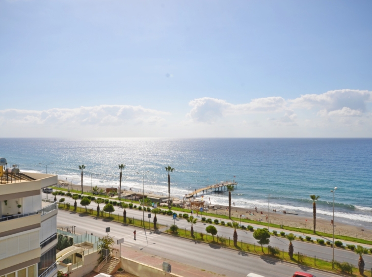 Mahmutlar beachfront sea view apartment