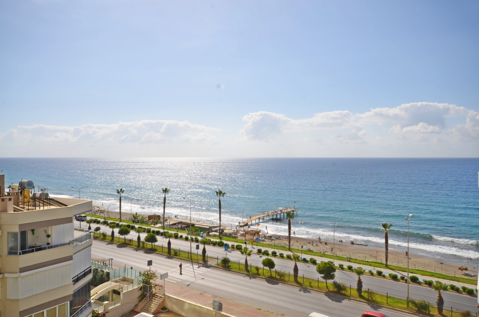 Mahmutlar beachfront sea view apartment