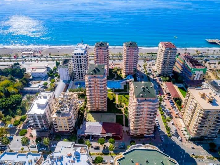 Mahmutlar high floor sea view apartment