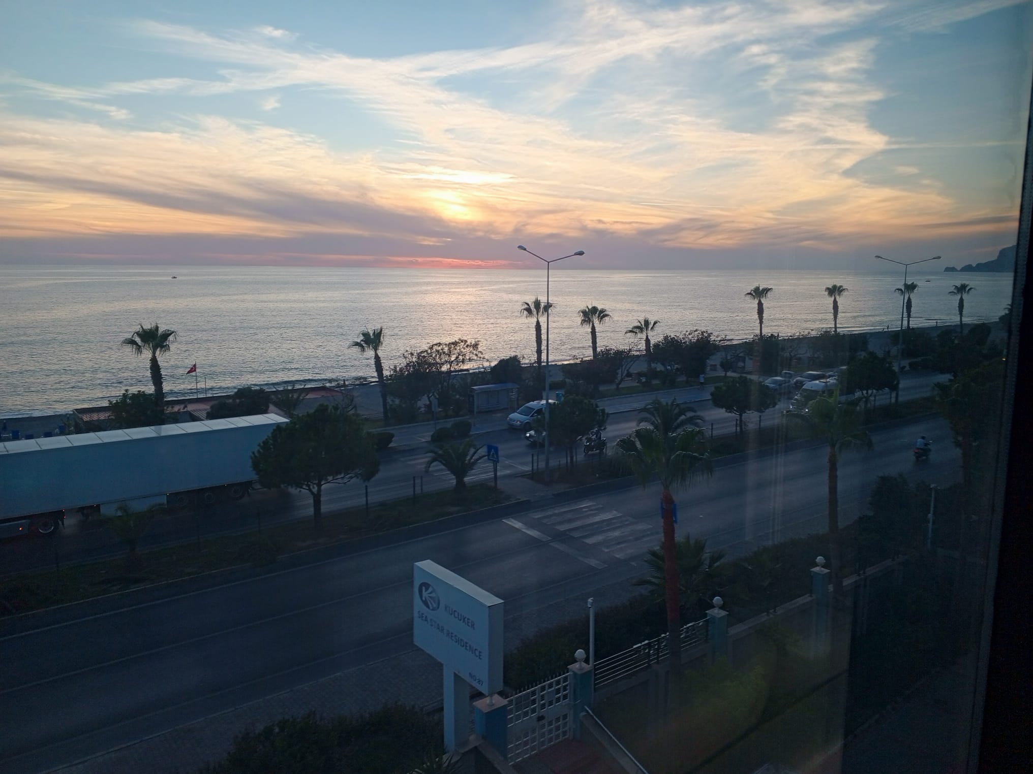 Kestel seafront apartment sale