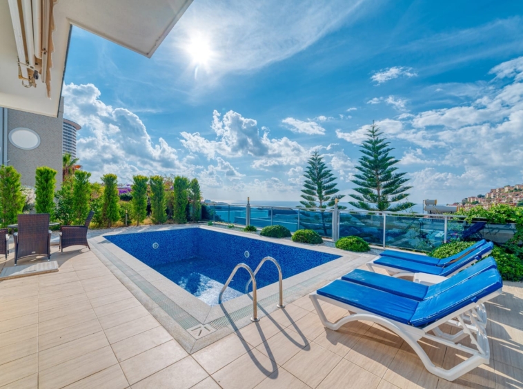 furnished villa for sale in Kargicak