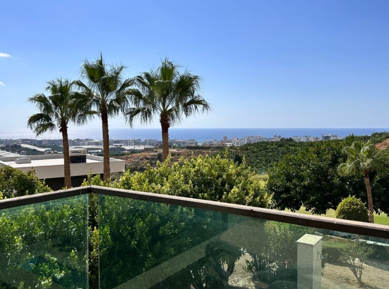 Private pool villa for sale in Kargicak