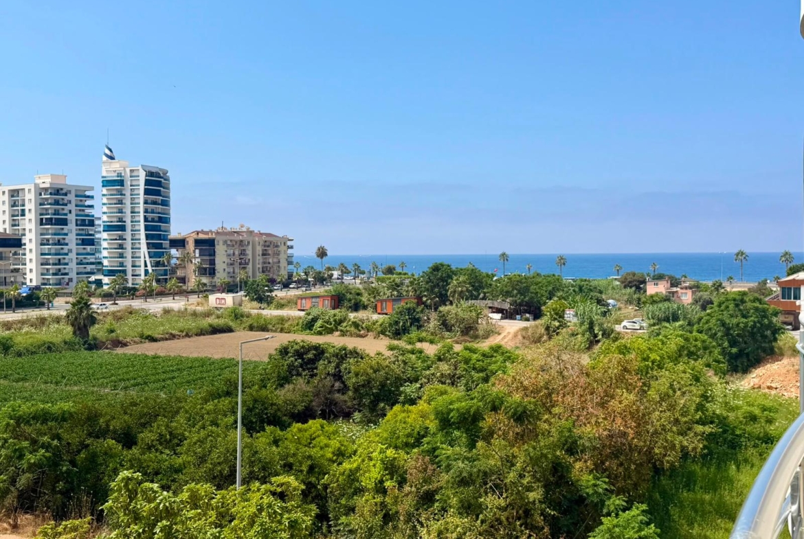 Sea view apartment in Kestel