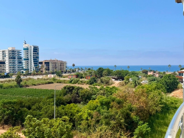 Sea view apartment in Kestel